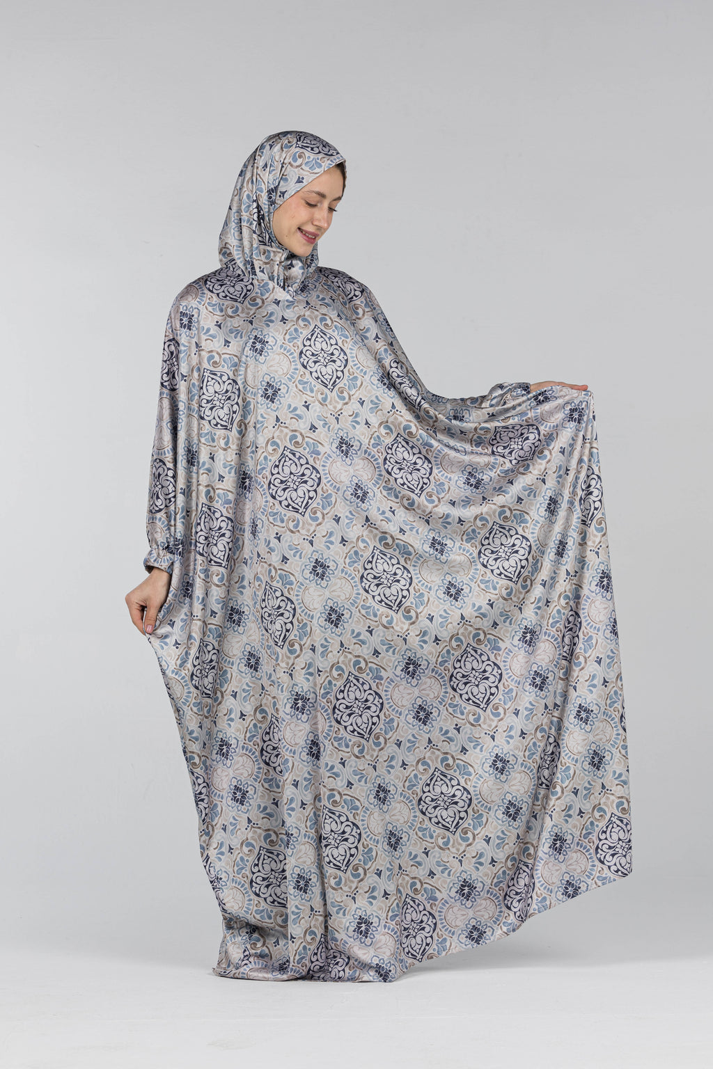 Serene Medallion | Silk Satin Butterfly Esdal